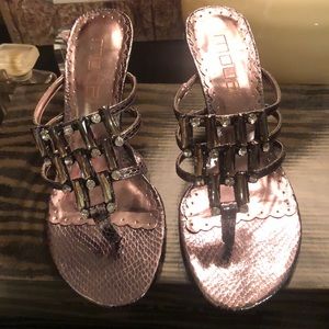 Moda brand shoes worn once